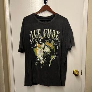 Ice cube tee